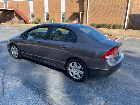 Used 2010 Honda Civic LX image 5