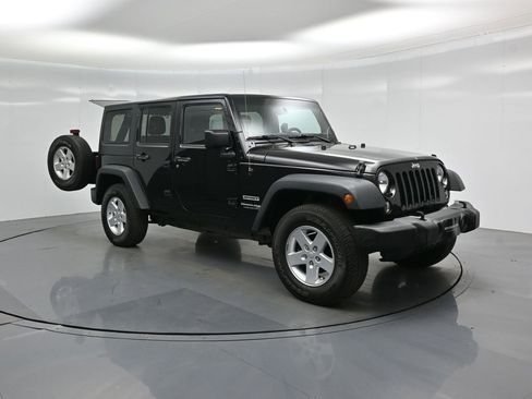 Used 2018 Jeep Wrangler Unlimited Sport S image 25