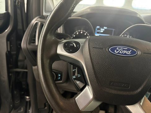 Used 2018 Ford Transit Connect XLT image 25