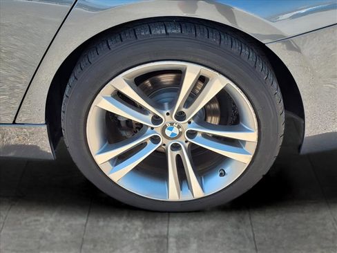Used 2018 BMW 330i xDrive Sedan w/ Convenience Package image 10