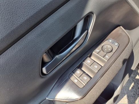 Used 2026 Nissan Kicks S FWD image 20