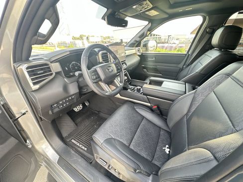 Used 2025 Toyota Sequoia Limited w/ TRD Off-Road Package AWD/4WD image 10