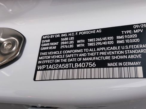 Certified 2026 Porsche Macan S image 37