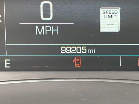 Used 2018 GMC Terrain Denali w/ Comfort Package image 28