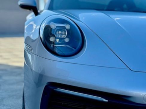 Used 2020 Porsche 911 Carrera RWD image 5