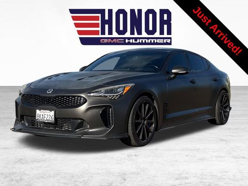 Used 2019 Kia Stinger GT2 image 4