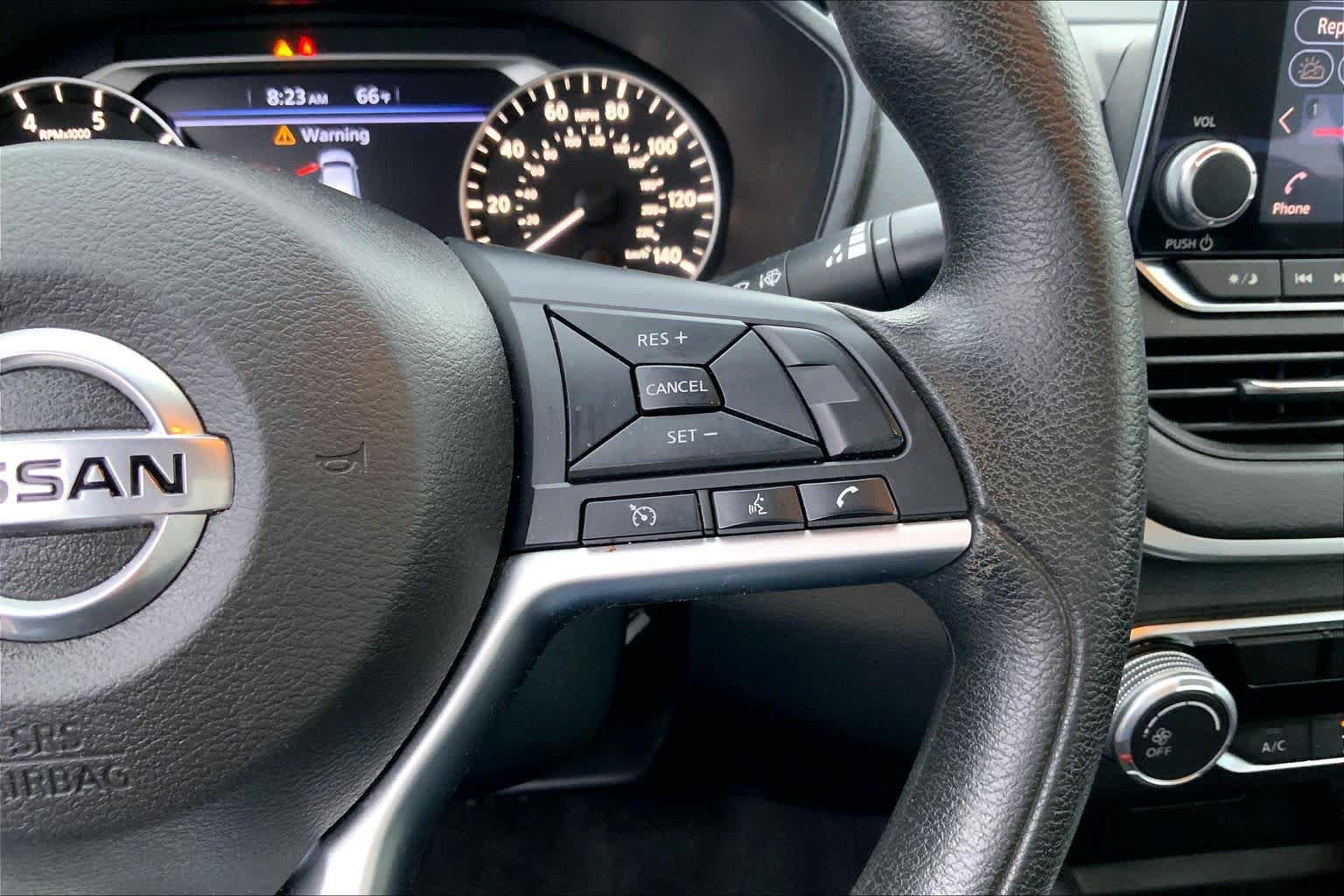 Used 2022 Nissan Altima 2.5 SV FWD image 25