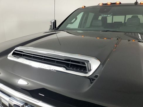New 2026 Chevrolet Silverado 3500 High Country w/ Technology Package AWD/4WD image 11