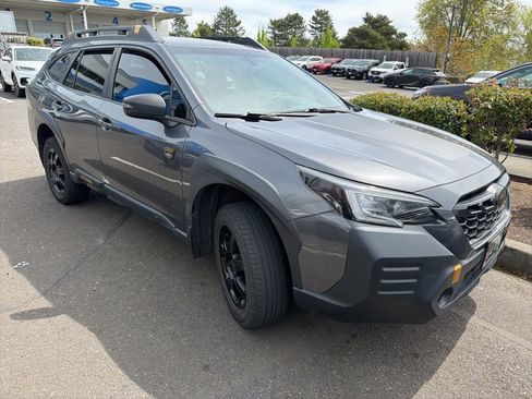 Used 2022 Subaru Outback Wilderness image 3
