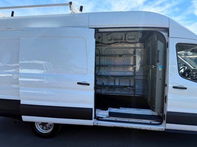 Used 2025 Ford Transit 350 XLT AWD/4WD image 20