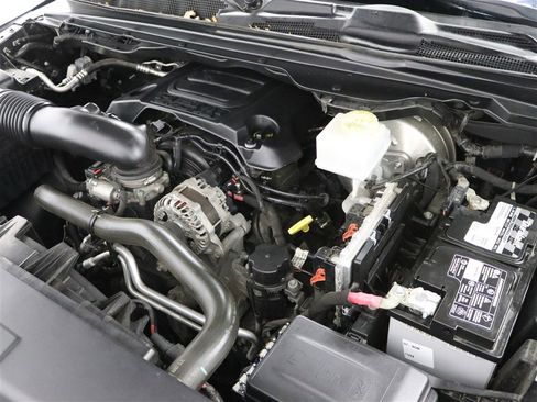 Used 2020 RAM 1500 Limited w/ Black Appearance Package image 39