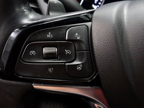 Used 2024 Buick Enclave Premium image 30