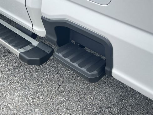 New 2026 Ford F350 Lariat w/ Lariat Premium Package image 32