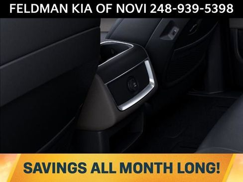 New 2026 Kia Carnival FWD image 27