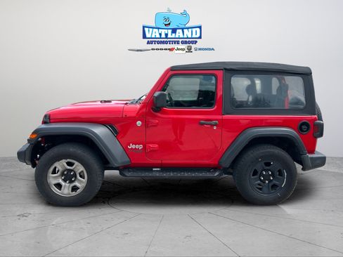 Certified 2020 Jeep Wrangler Sport AWD/4WD image 2