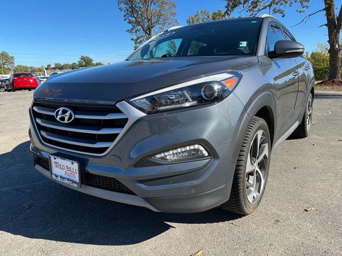 Used 2017 Hyundai Tucson Sport w/ Cargo Package image 2