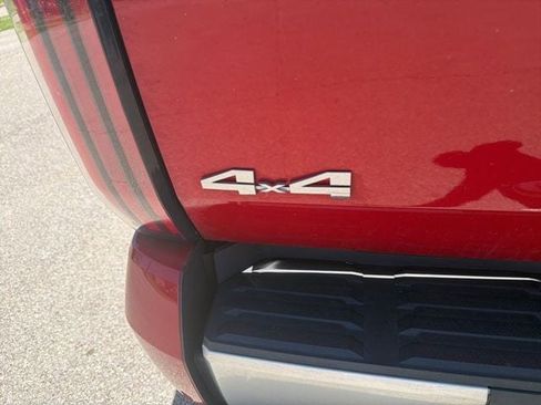 Used 2023 Toyota Tundra Limited AWD/4WD image 14