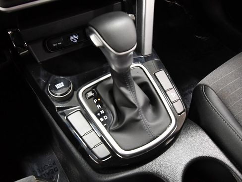 Certified 2023 Kia Seltos S w/ Navigation Package FWD image 27