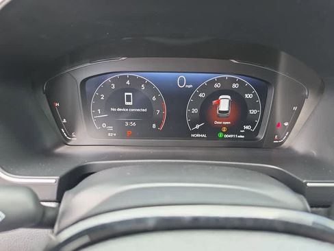 Used 2025 Honda Pilot Elite image 9