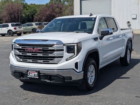 Used 2023 GMC Sierra 1500 SLE AWD/4WD image 8