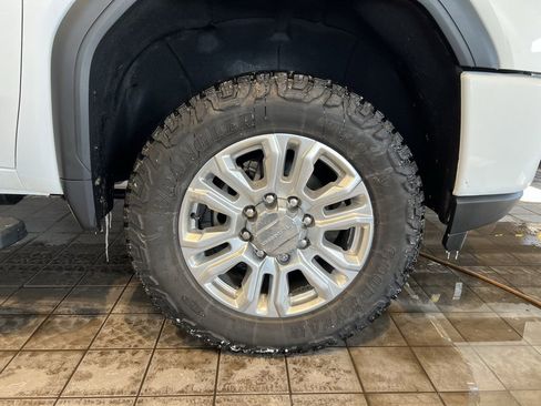 Used 2021 GMC Sierra 2500 Denali w/ Technology Package image 10