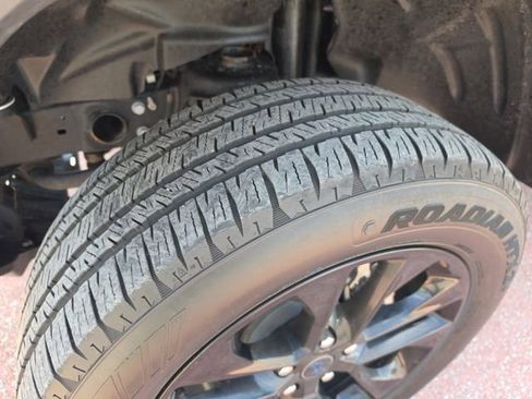 Used 2024 Jeep Wrangler Unlimited Sahara image 26