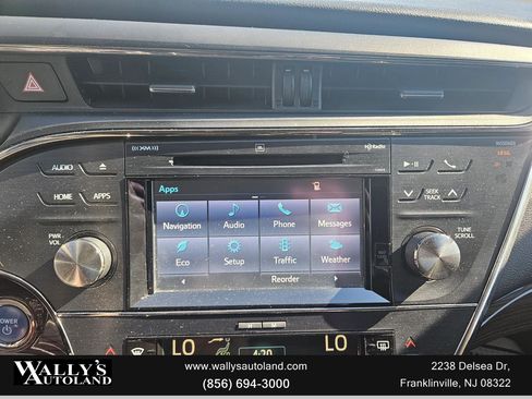 Used 2015 Toyota Avalon Limited image 38