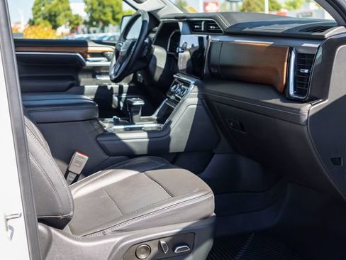 Used 2023 GMC Sierra 1500 Denali AWD/4WD image 24