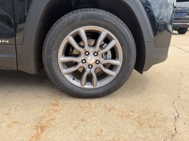 Used 2024 GMC Terrain SLT w/ LPO, Floor Liner Package AWD/4WD image 16