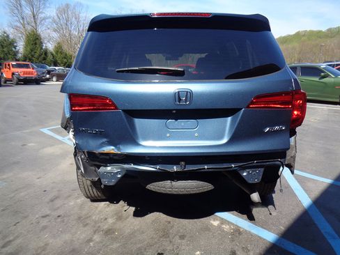 Used 2016 Honda Pilot EX image 2
