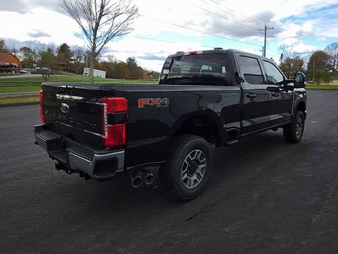 New 2026 Ford F250 Lariat w/ FX4 Off-Road Package image 8