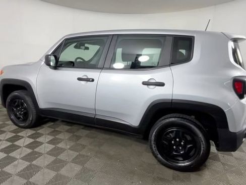 Used 2021 Jeep Renegade Sport AWD/4WD image 7