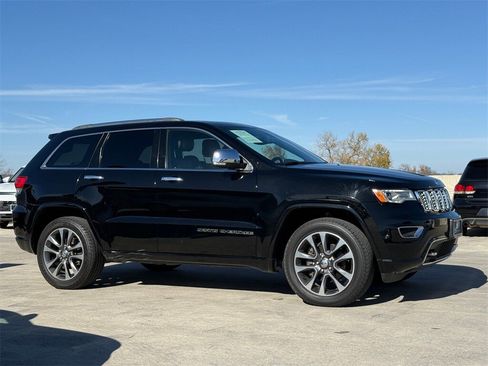 Used 2018 Jeep Grand Cherokee Overland image 6