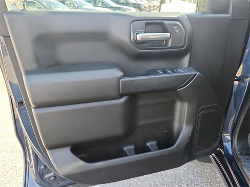 Certified 2022 Chevrolet Silverado 1500 Custom image 12
