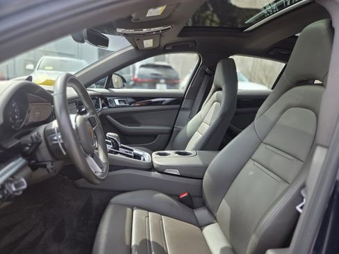 Used 2020 Porsche Panamera 4 image 18