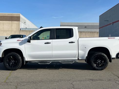 Used 2019 Chevrolet Silverado 1500 LT Trail Boss image 9