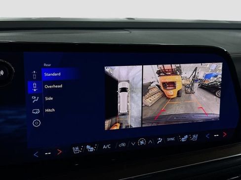 New 2026 Chevrolet Suburban High Country AWD/4WD image 15