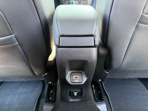 Used 2021 Jeep Renegade Limited image 34