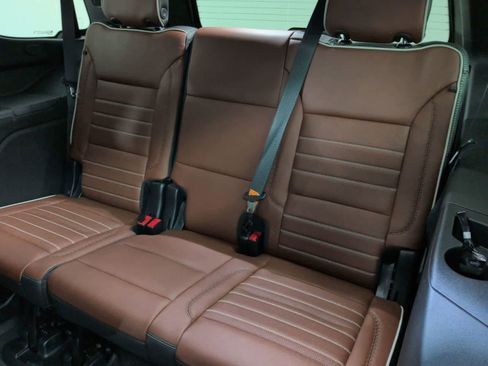 Used 2024 GMC Yukon Denali Ultimate image 37