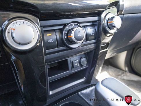 Used 2022 Toyota 4Runner TRD Off-Road Premium w/ Moonroof Package AWD/4WD image 30