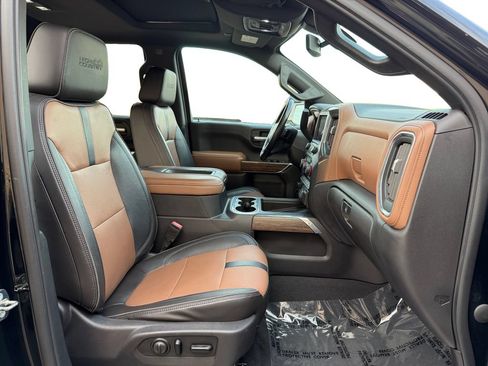 Used 2019 Chevrolet Silverado 1500 High Country AWD/4WD image 18