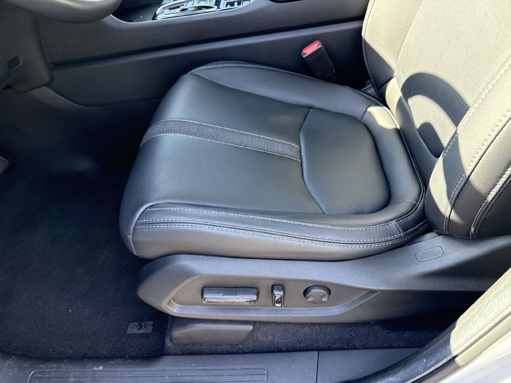Used 2024 Honda Pilot Touring image 29