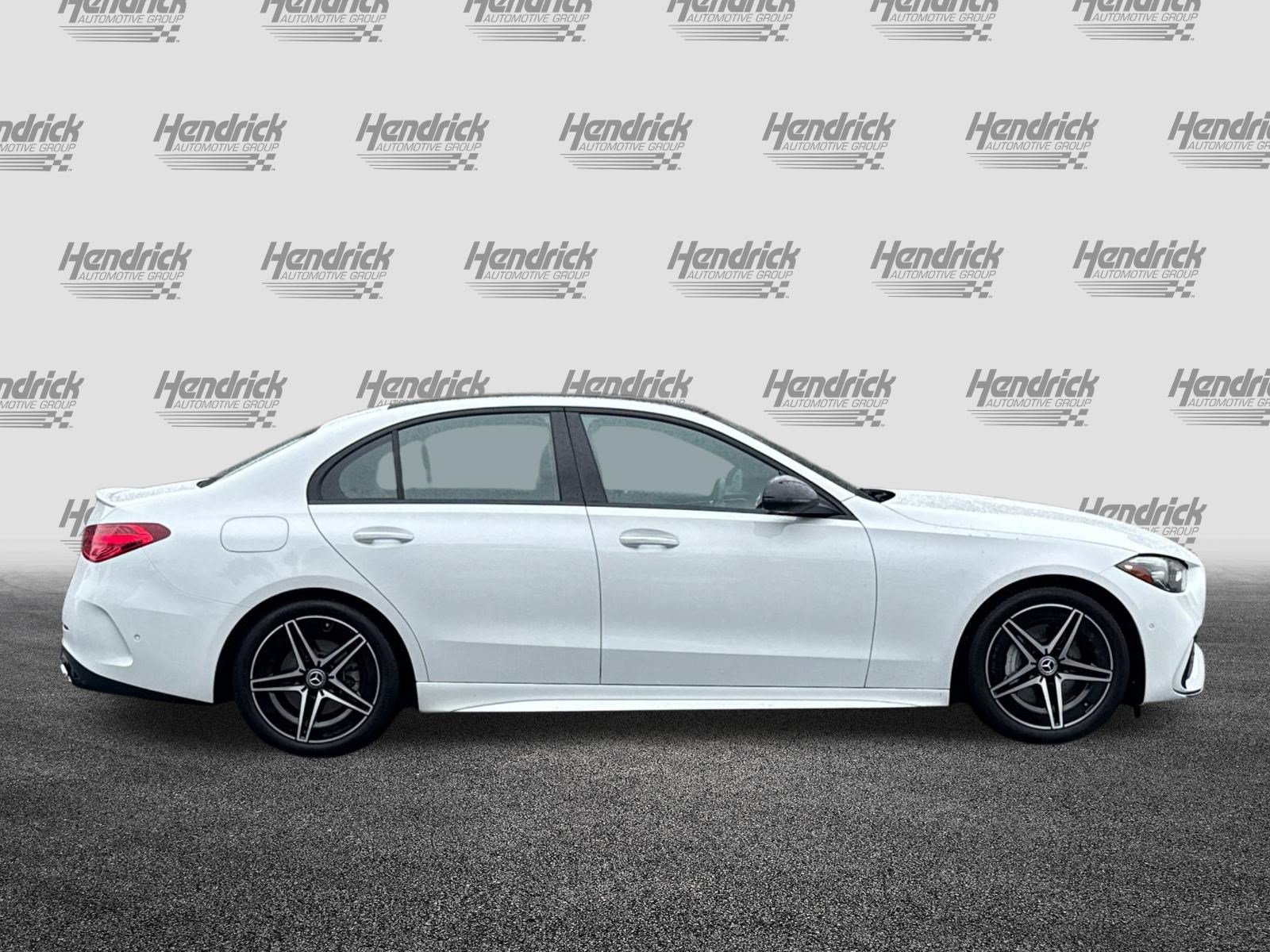 Used 2022 Mercedes-Benz C 300 Sedan image 3