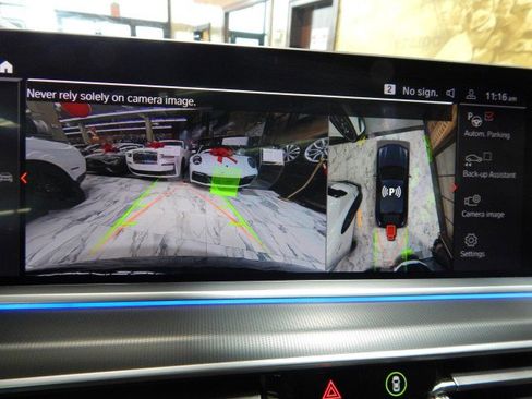 Used 2022 BMW X6 xDrive40i w/ Executive Package image 20