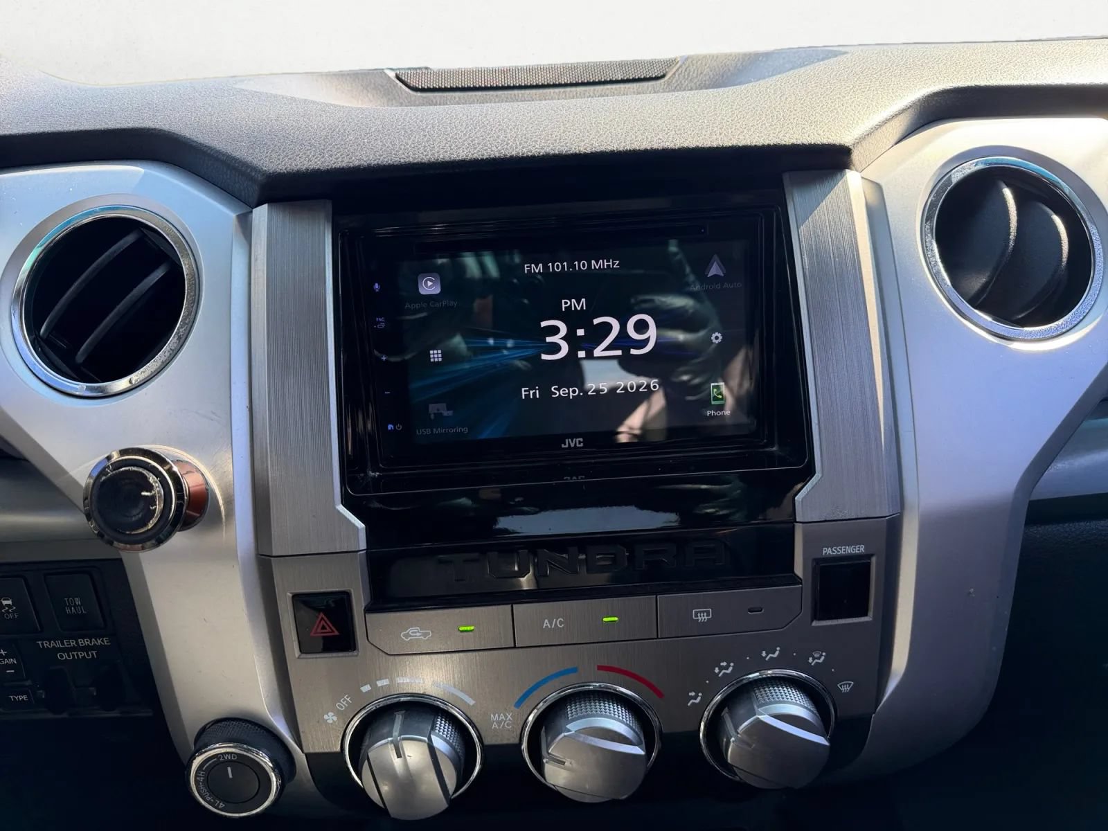 Used 2016 Toyota Tundra TRD Pro AWD/4WD image 17