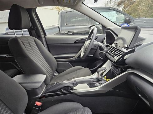 Used 2024 Mitsubishi Eclipse Cross AWD image 12
