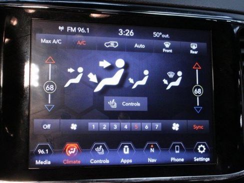 Used 2020 Jeep Grand Cherokee Altitude image 27