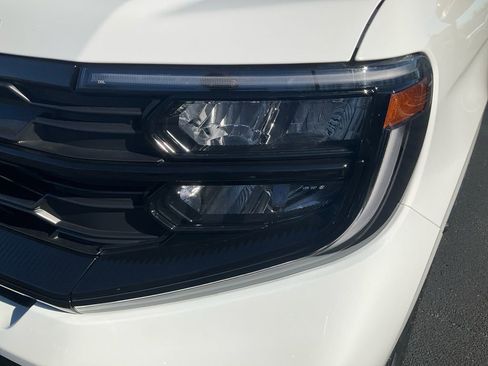 New 2026 Ford Expedition Max Active AWD/4WD image 9