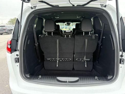 New 2026 Chrysler Pacifica Select w/ S Appearance Package image 23