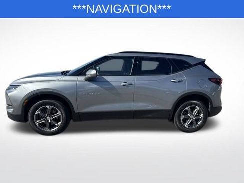 Used 2023 Chevrolet Blazer LT w/ Convenience Package FWD image 2